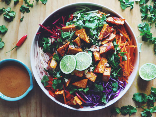 Chilli tofu salad